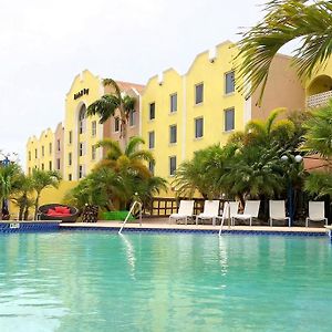 Tryp By Wyndham Aruba Adults Only Hotel